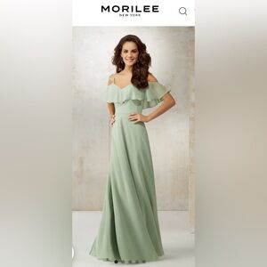 Morilee CHIFFON BRIDESMAIDS DRESS WITH OFF-THE-SHOULDER RUFFLE DETAIL